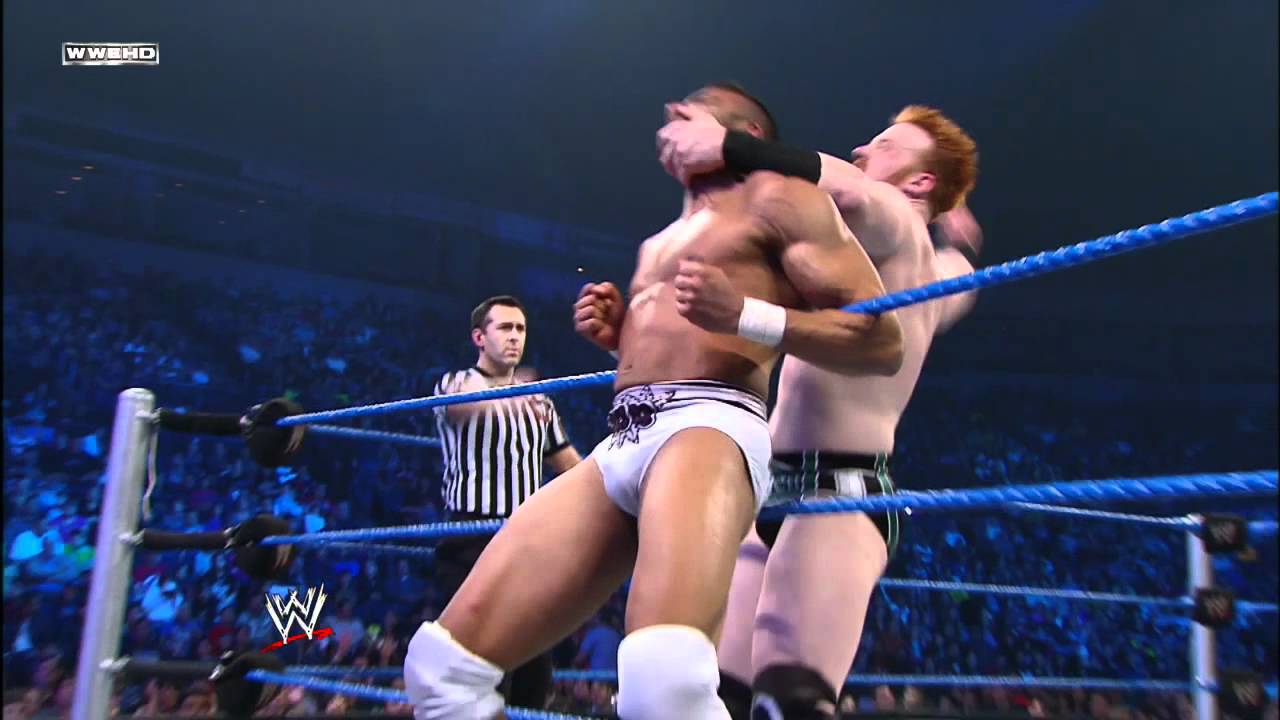 Friday Night SmackDown - Sheamus vs. Jinder Mahal