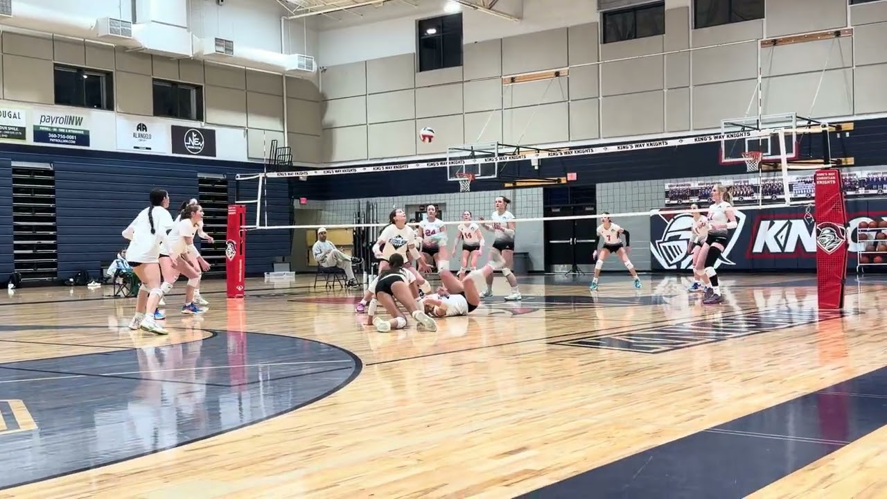 12-29-25_Excel 15 Lux vs Spike It Pure 14-1_ Scrimmage  