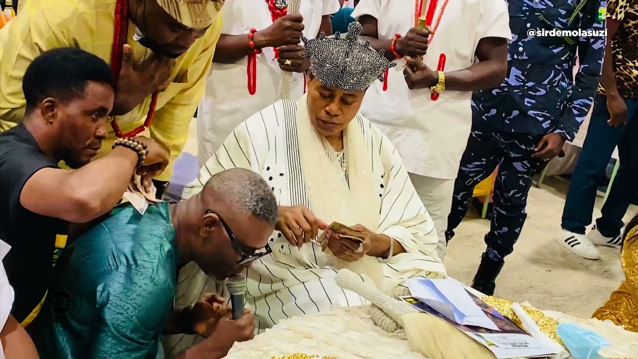 The Demola Suzi Band for HIM, Oba (Dr.) Frederick Obateru Akinruntan, CON, Okoro Ajiga I