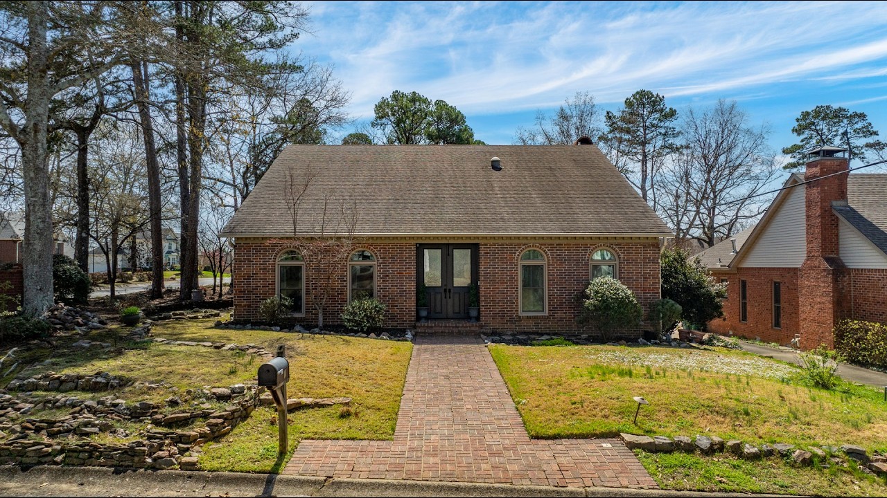 1 St Thomas Ct - Little Rock