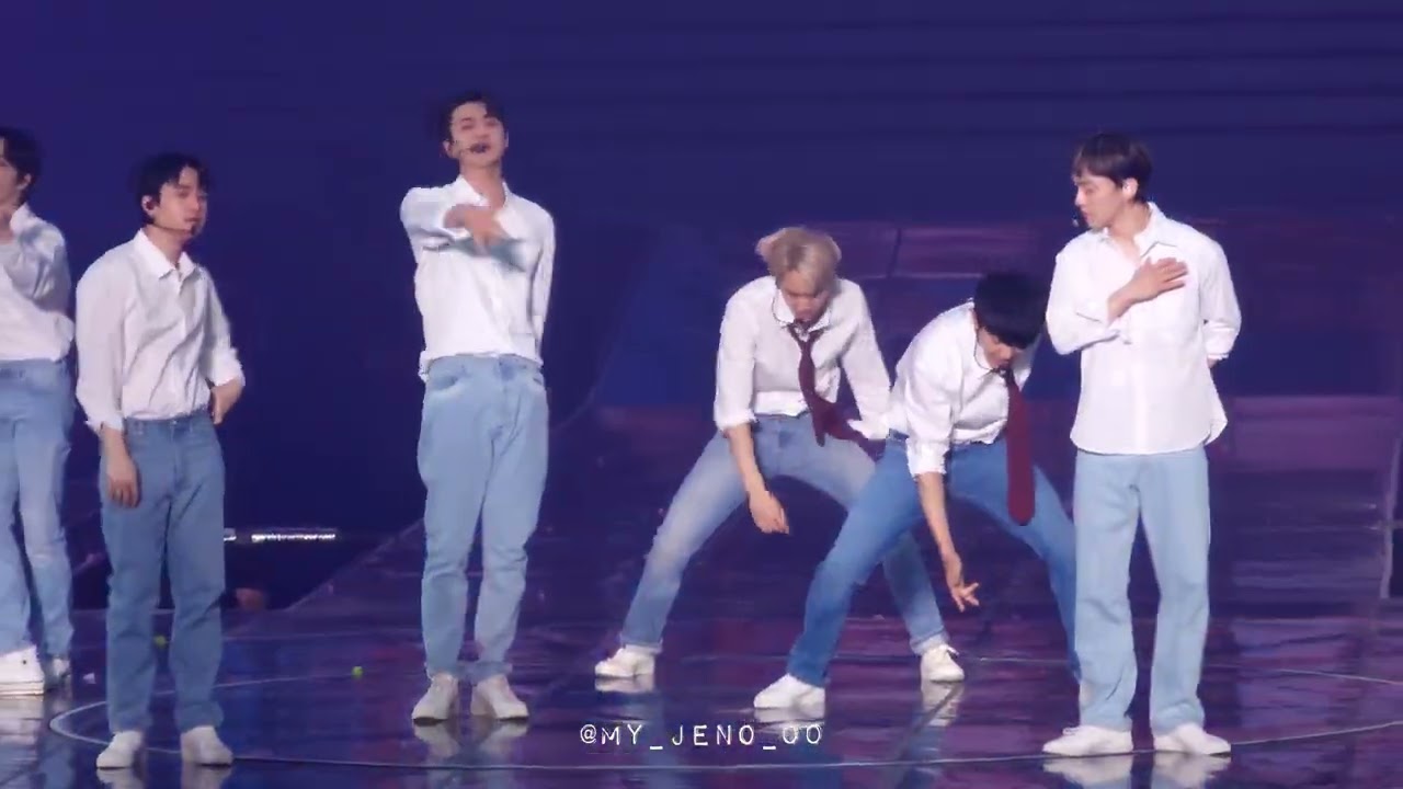 230408 EXO CLOCK 'love me right' full cam 엑소 팬미팅