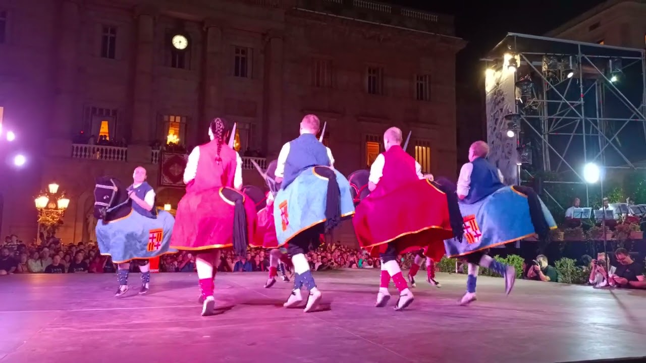 Ball dels Cavallets Cotoners | Toc d'Inici de les Festes de la Mercè 2023 a Barcelona