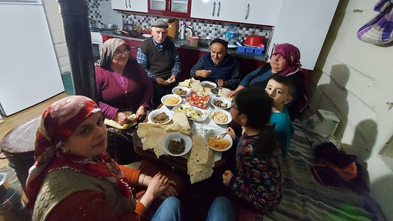 Görgüsüz makarna ve ciğer kavurma tarifi akşam yemeği