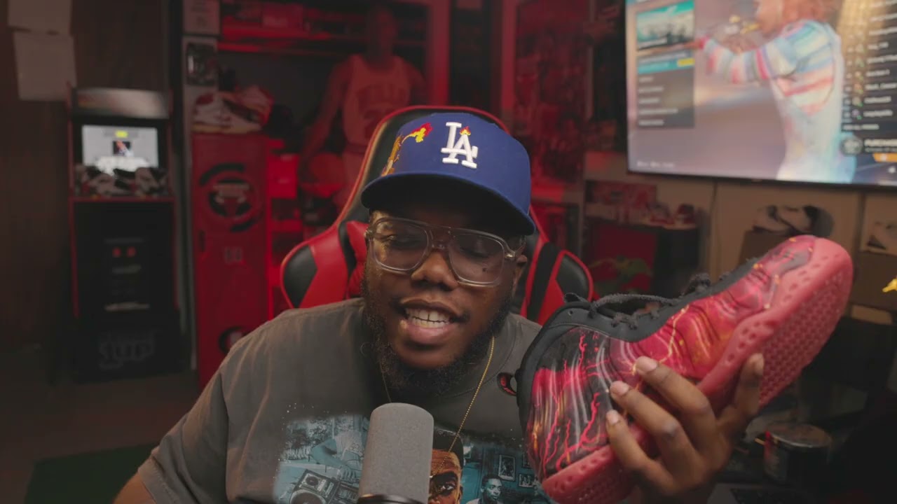 Распаковка кроссовок Stranger Things Foamposite!