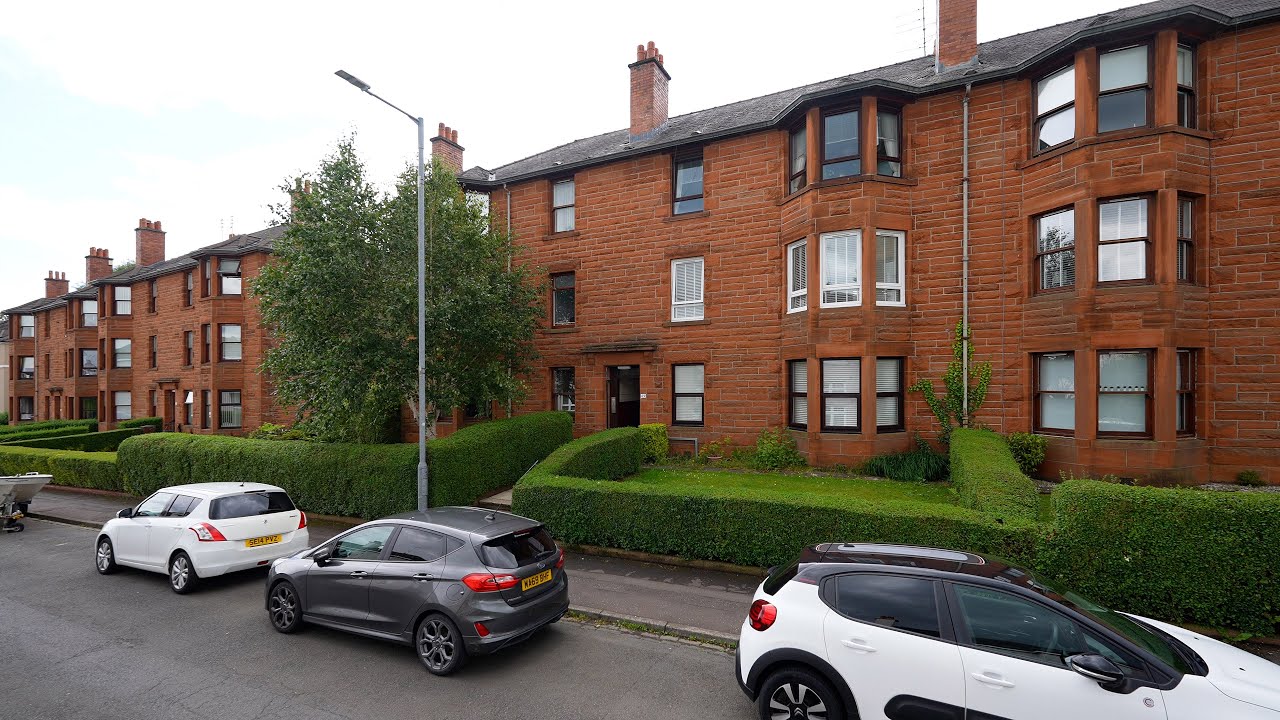 Flat 1/2, 69 Sunart Road, Glasgow, G52 1DE