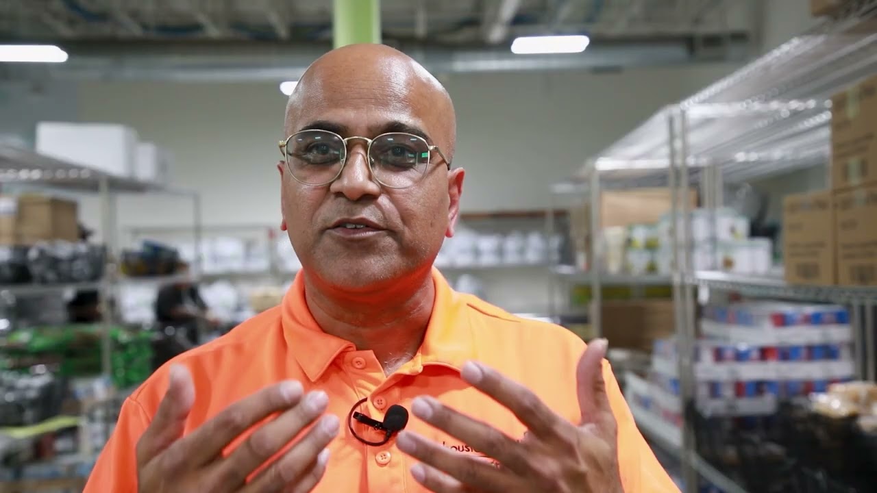 Sid Shares the Joy of Volunteering