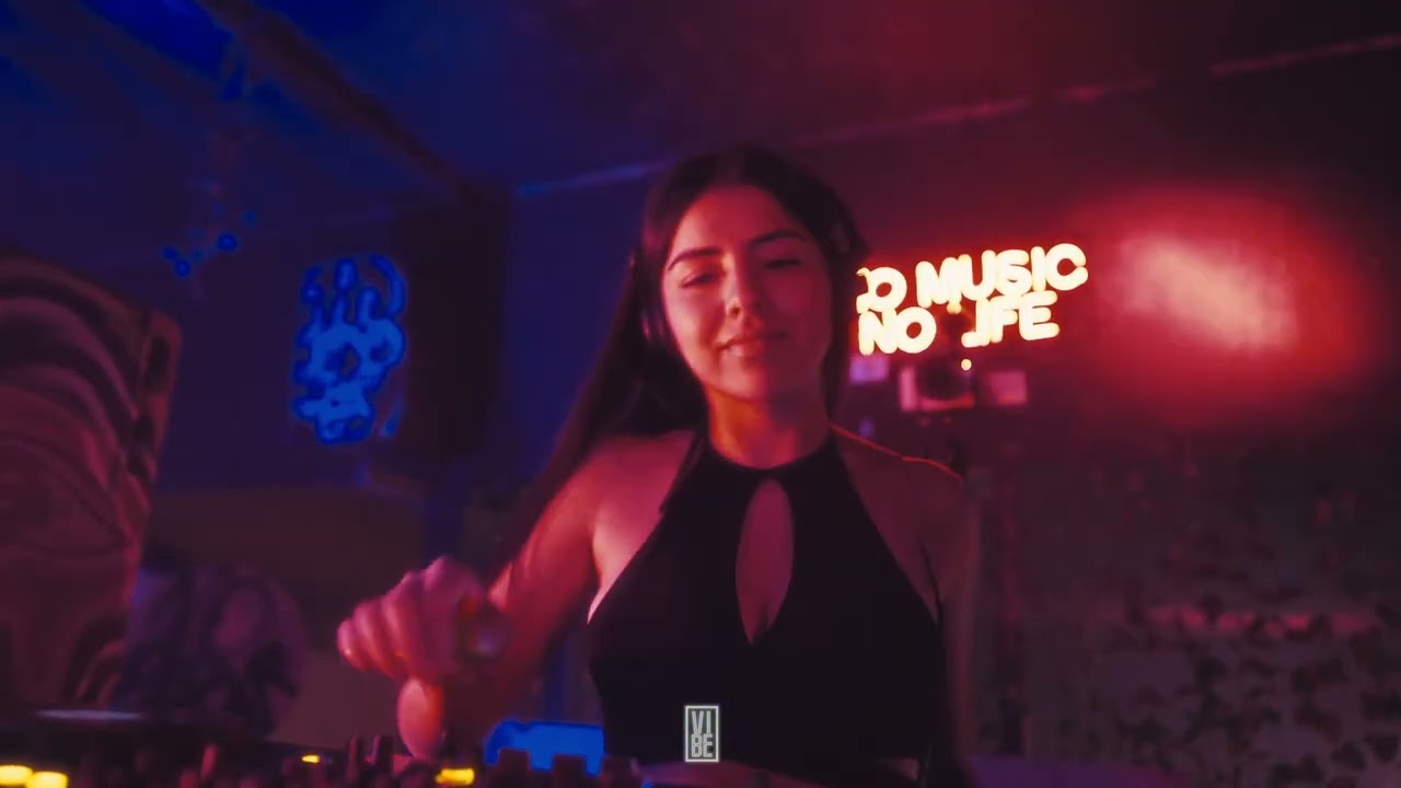 CAMI SAN MARTIN | @VIBE - CHILE
