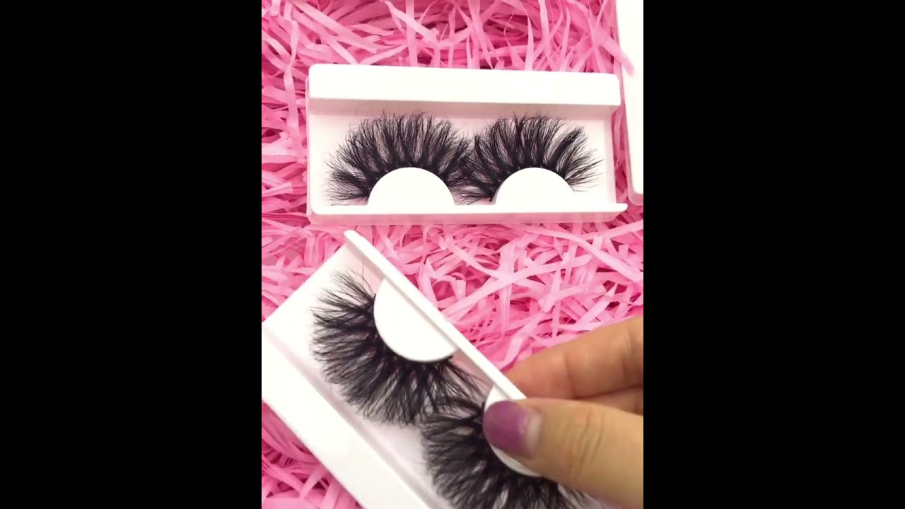 Mink 3D Impact Lashes - The Ultimate Vegan Mink Lash for a Glamorous Look