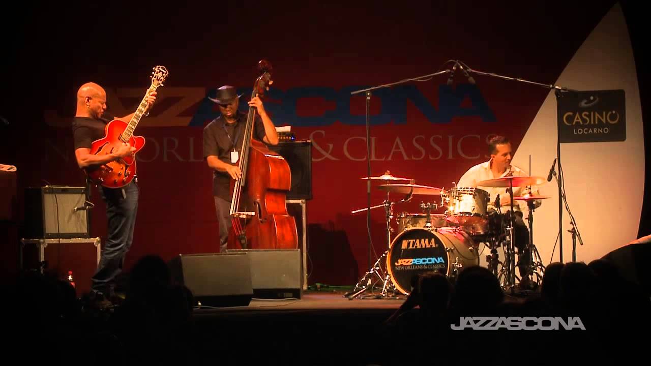 Mark Whitfield Trio - 
