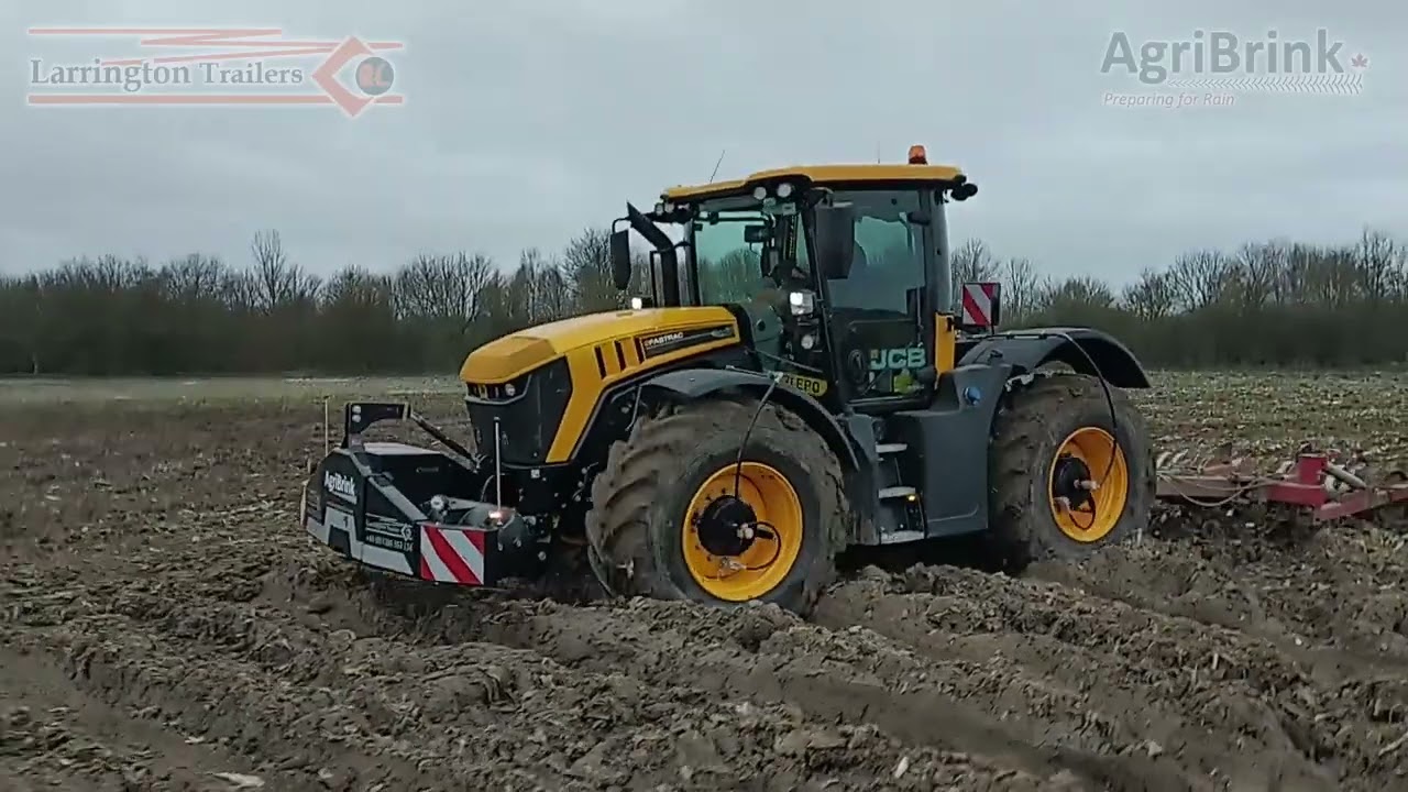 Larrington Trailers - AgriBink CTIS on JCB Fastrac 4220