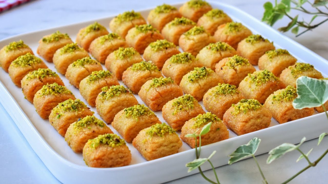 MİSAFİRLERİM TADINA BAYILDI ☑️ EN KOLAY EN LEZZETLİ ŞERBETLİ TATLI❗ İRMİKLİ KESME TATLI 👌