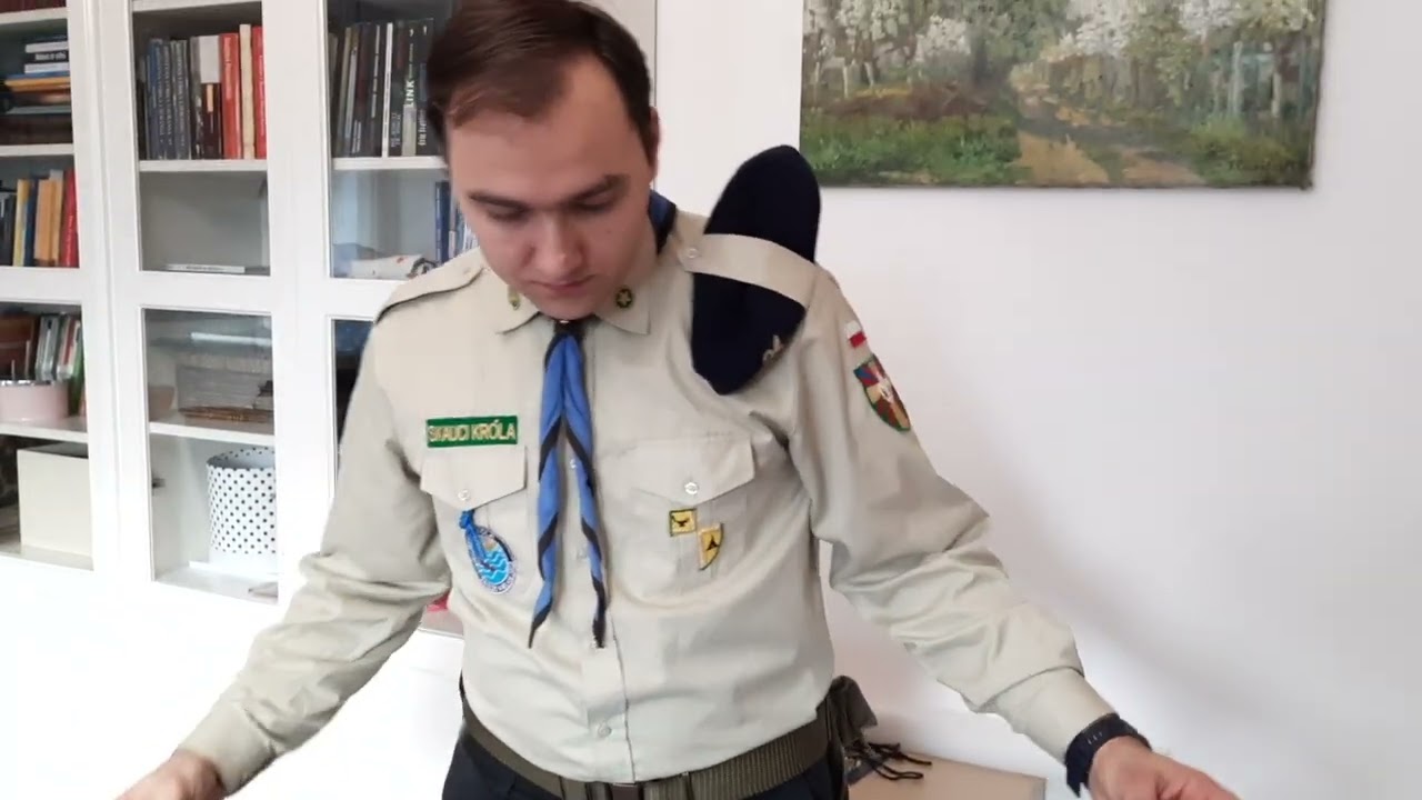 Jak zwinąć chustę skautowa/ harcerską