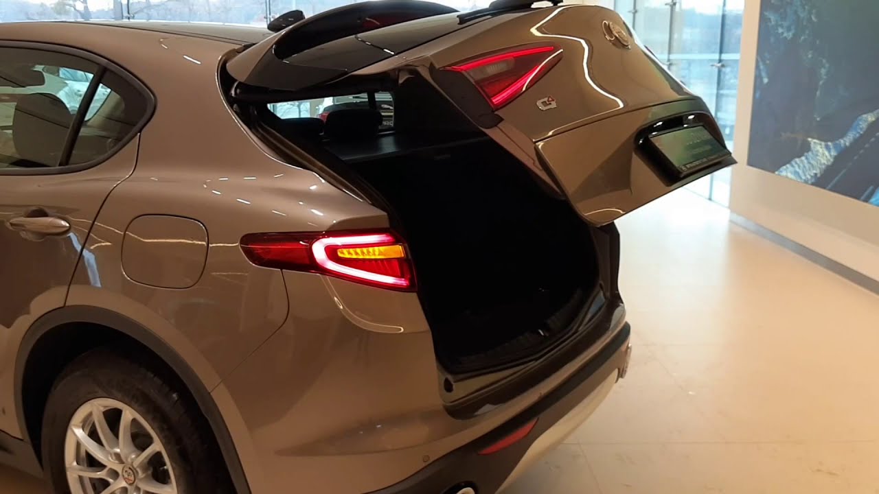 Alfa Romeo STELVIO 2017