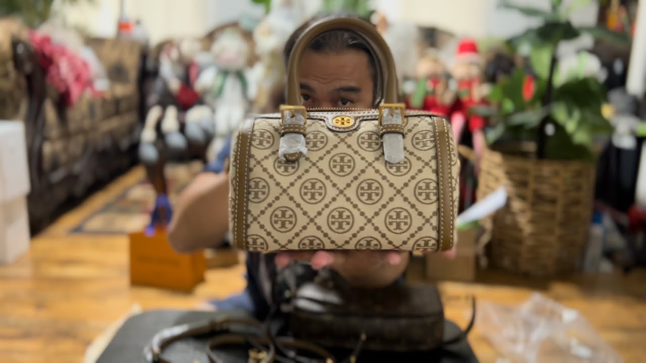 A quick review of Tory Burch Jacquard Bag.