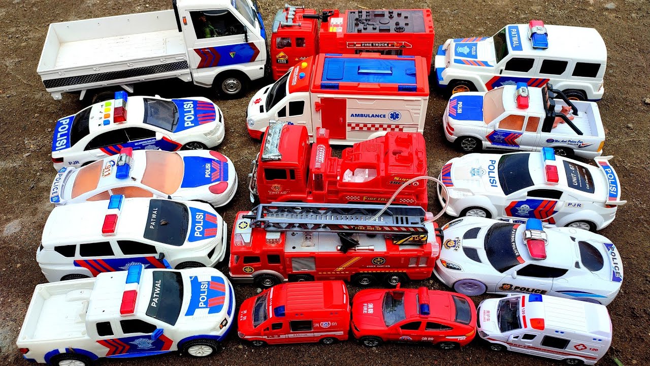 Mencari & Menemukan Banyak Mainan Mobil Polisi Lalu Lintas, Mobil Ambulan, Mobil Resque