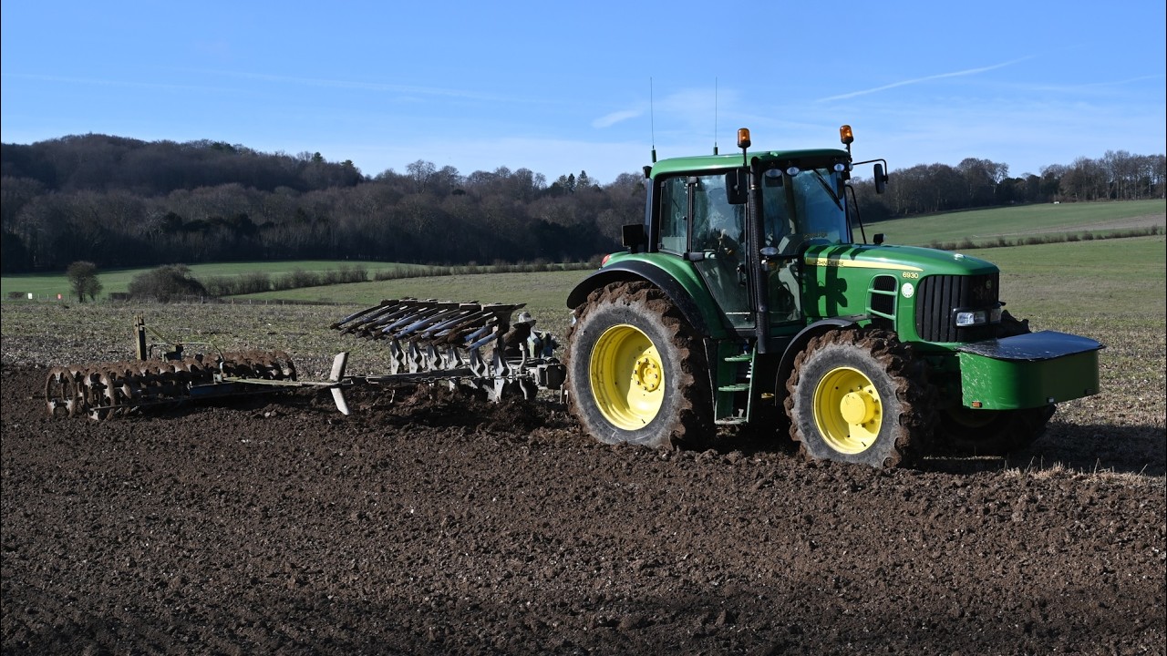 Ploughing with John Deere 6930 and Lemken 6 Furrow Plough and Press
