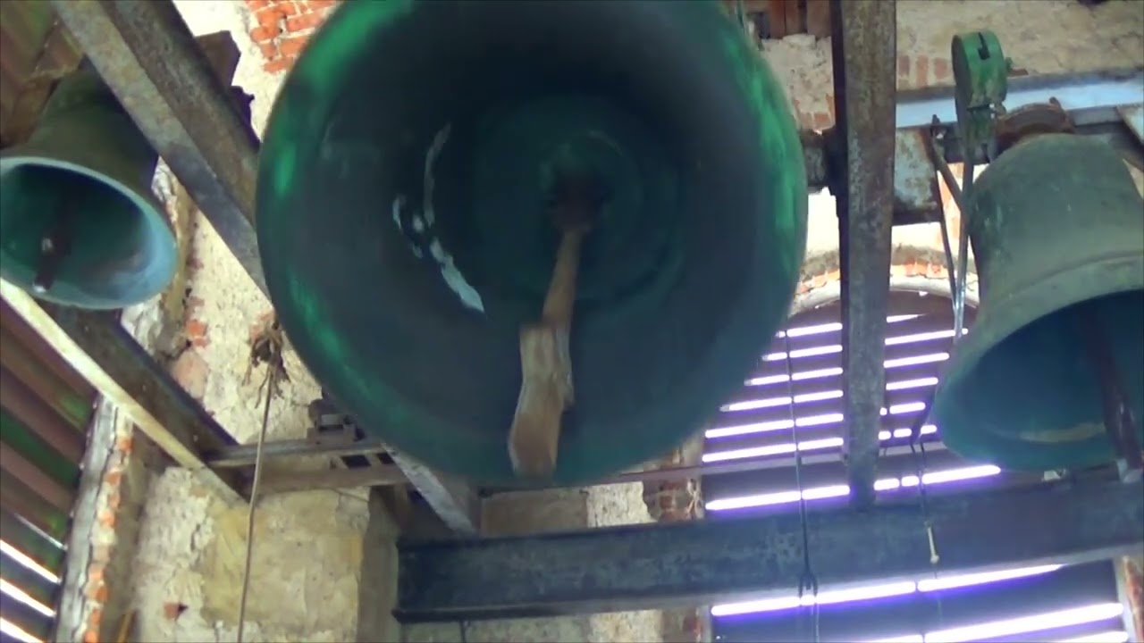 Eger Fájdalmas Anya plébániatemplom Fájdalmas Anya harangja