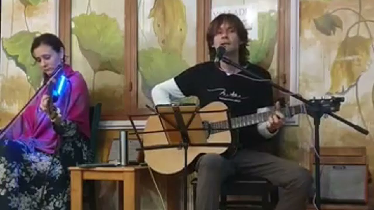 Memories - Maroon 5 live acoustic cover