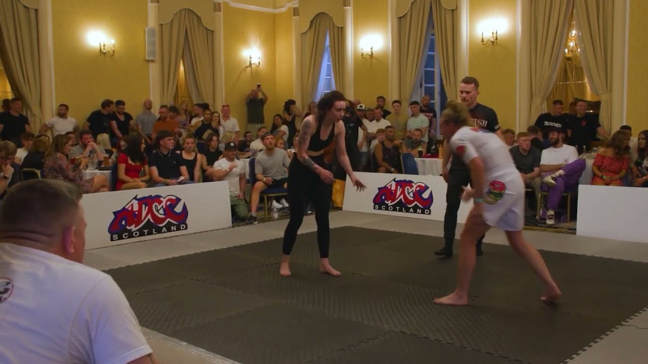 Julia Maslanka grapple match Overtimeround