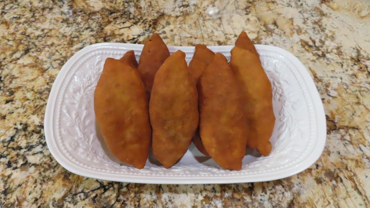 Russian/Armenian  Delicious  Chicken  Pirozhki 😊 Meat Pie 