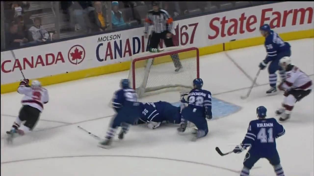 Jean-Sebastien Giguere Huge Save on Zach Parise - Mar 18th 2010 (HD)