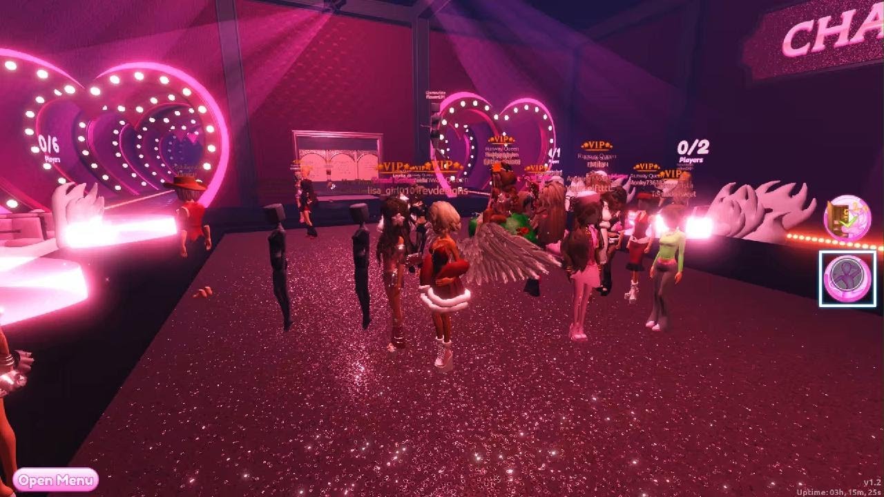 Playing Dti valitine quest for the First time. Roblox life with Maddi ♥️