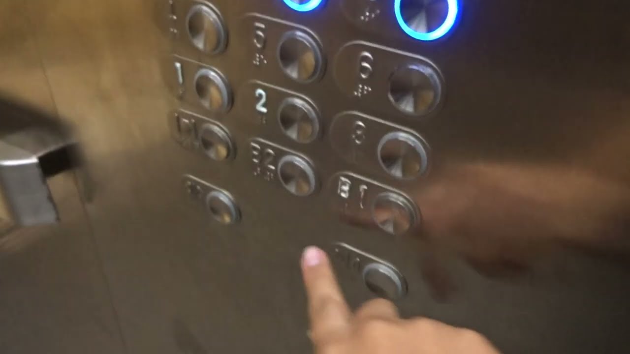 NEW OTIS GEN2 BED ELEVATOR STANDARD 10 @ RAJAVITHI HOSPITAL MEDICAL CENTER BANGKOK THAILAND