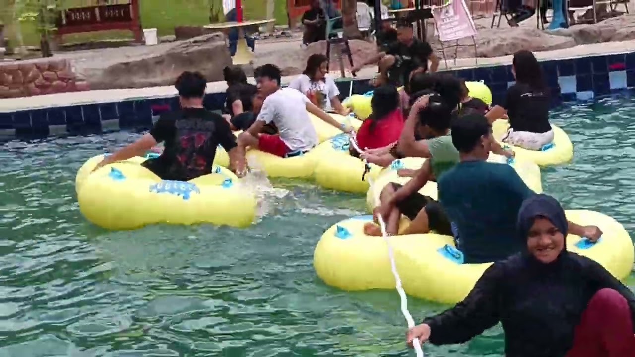 LIBURAN DI KOLAM OMBAK WISATA JONA GARDEN BINJAI.