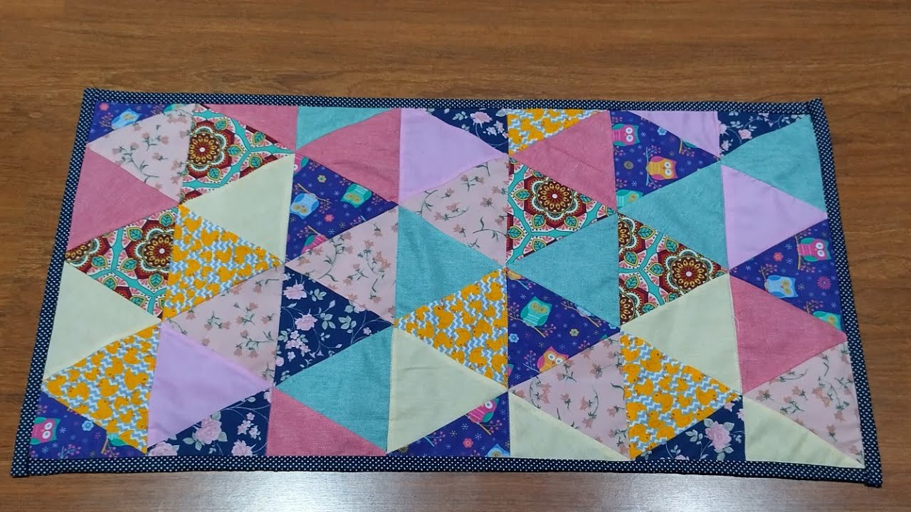 Tapete feito de Triângulo com retalhos ❤️ passo a passo no canal.