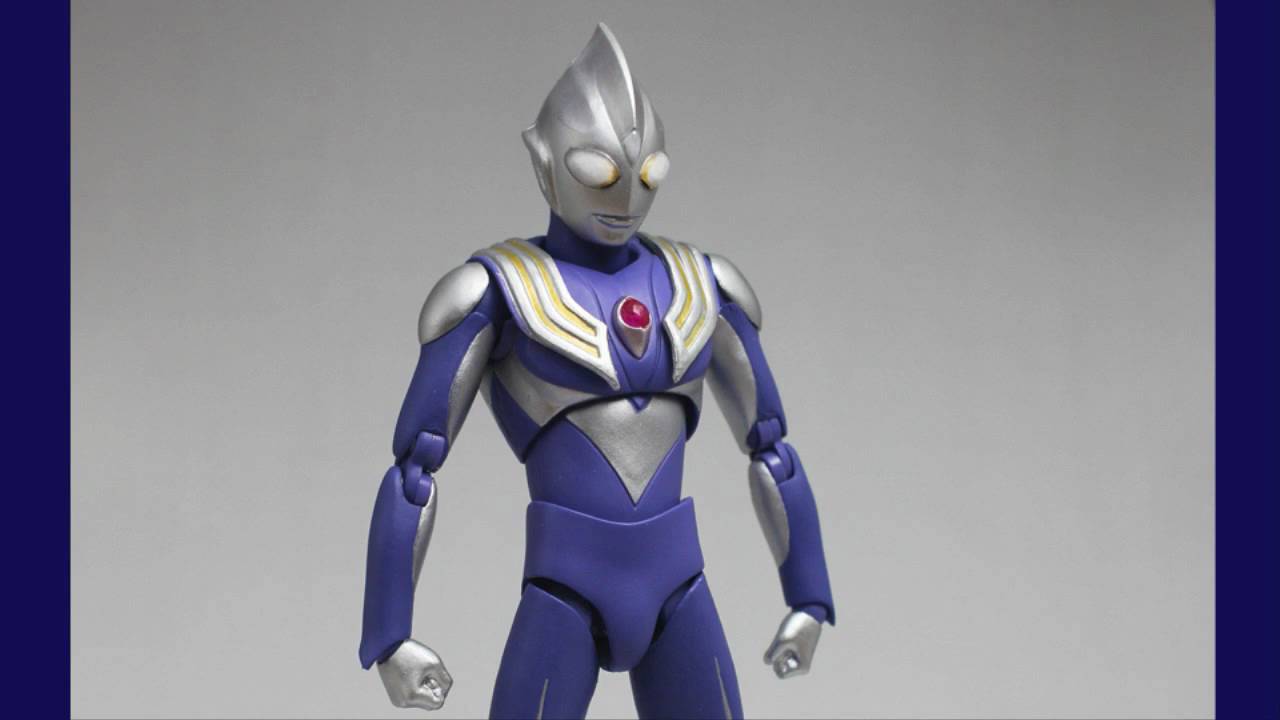 ULTRA-ACT ウルトラマンティガ (スカイタイプ)　ultraman tiga figure