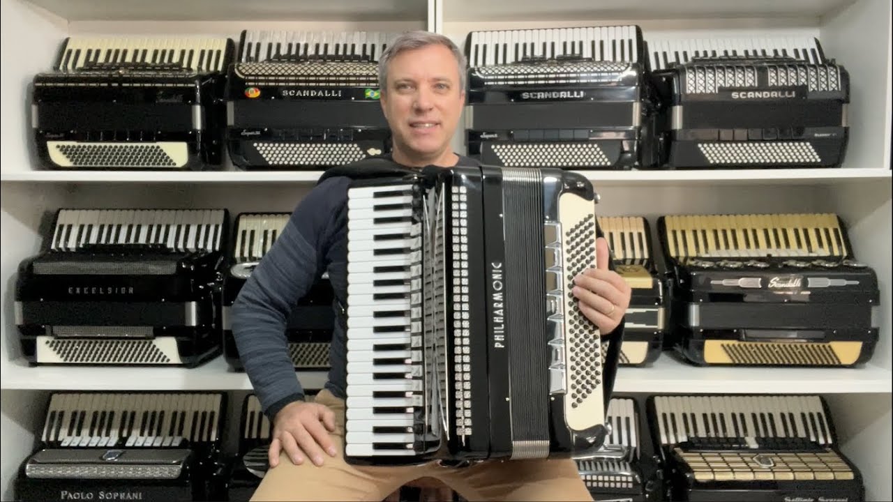 Acordeon Philharmonic - Quarta de voz - 13/7 Registros - 12.2 kg - 49 cm