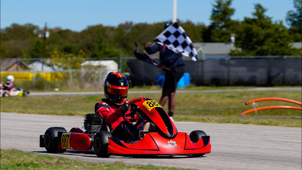 Battles with @jr_for_real at DKC club race 