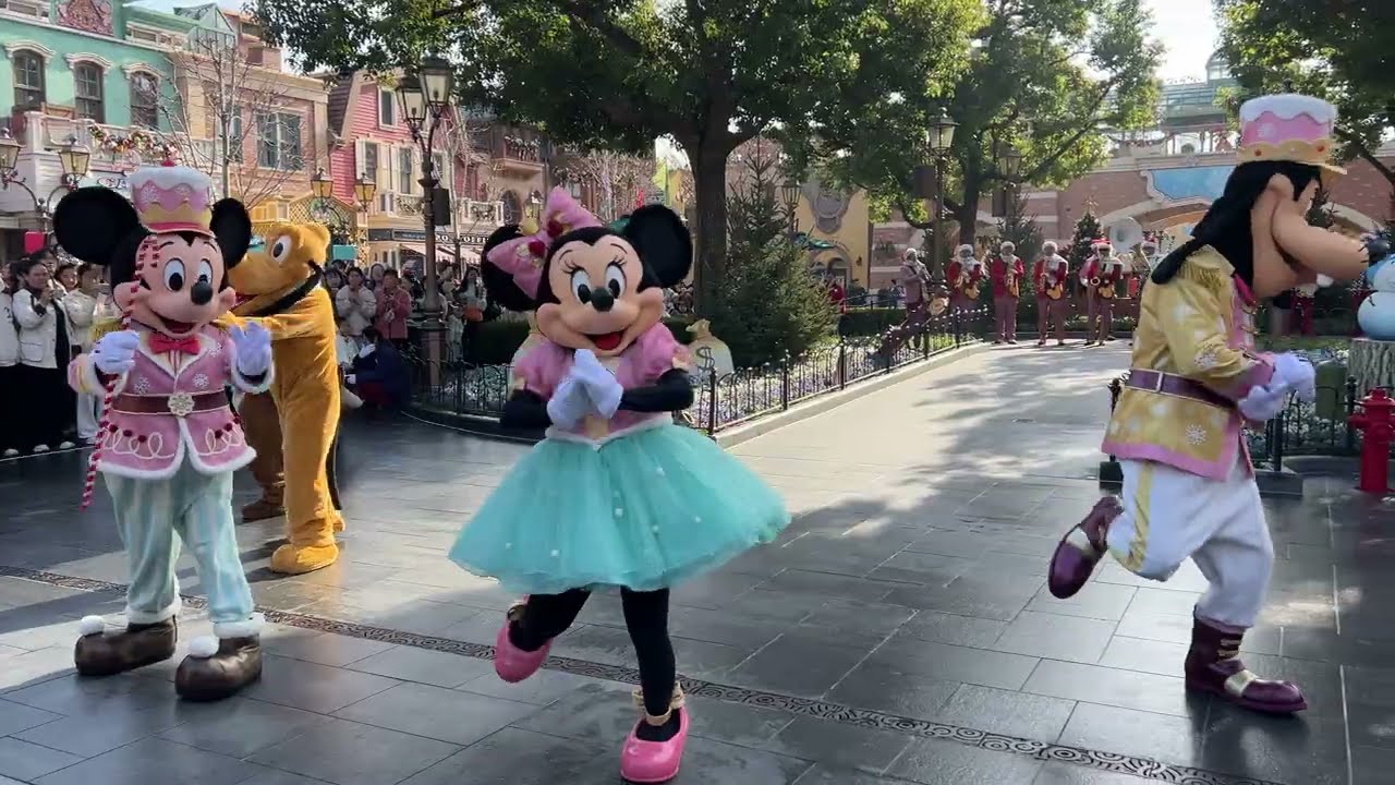 Happy Holidays, Mickey(only mickey&friends)