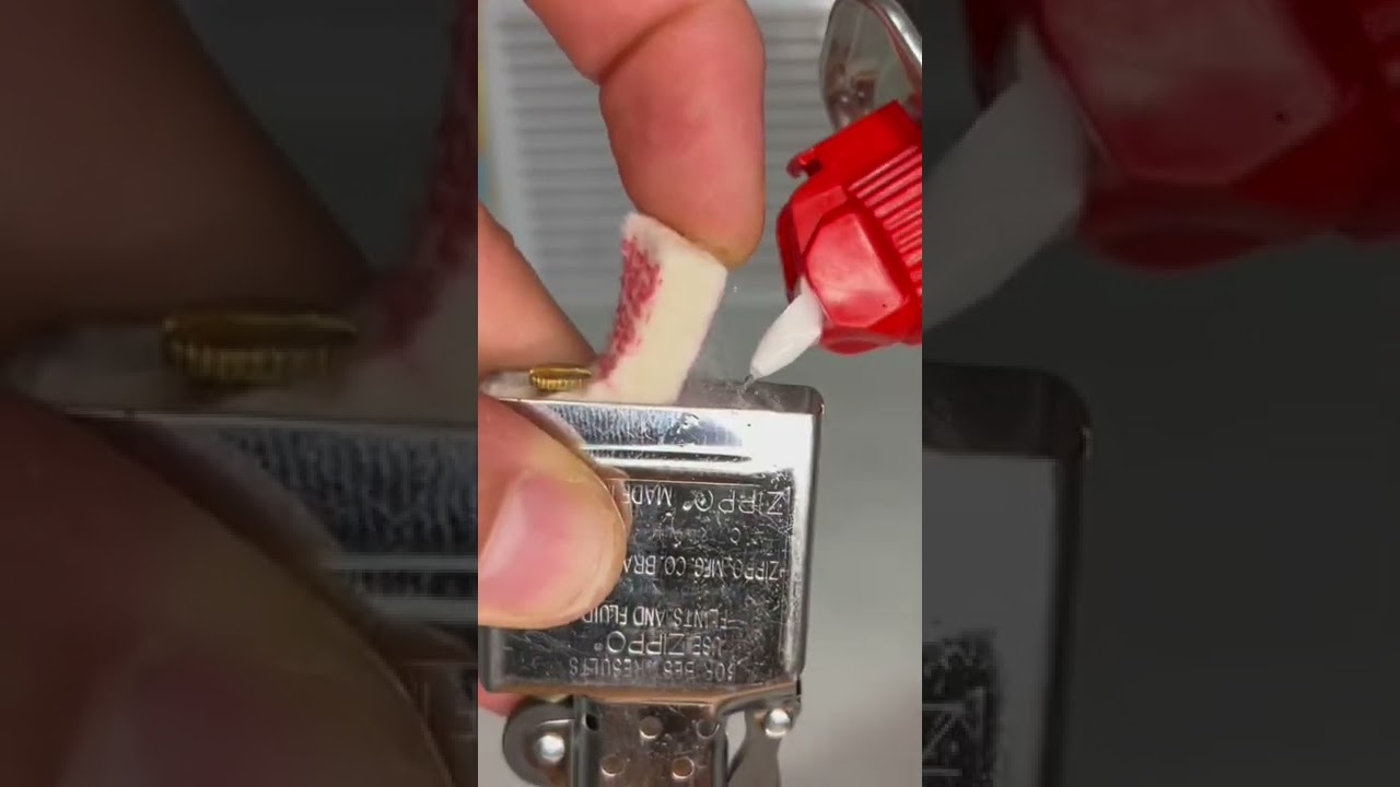 Как заправить зажигалку Zippo менее чем за 45 секунд