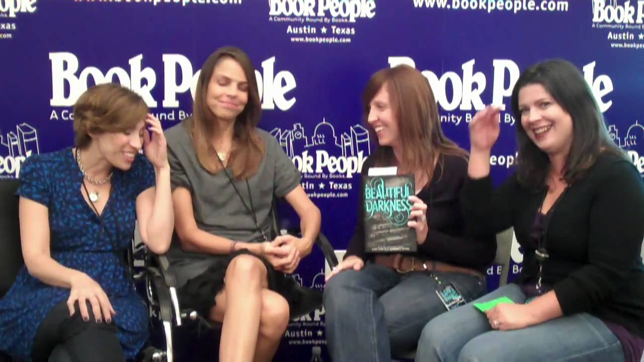 interview with Kami Garcia and Margaret Stohl