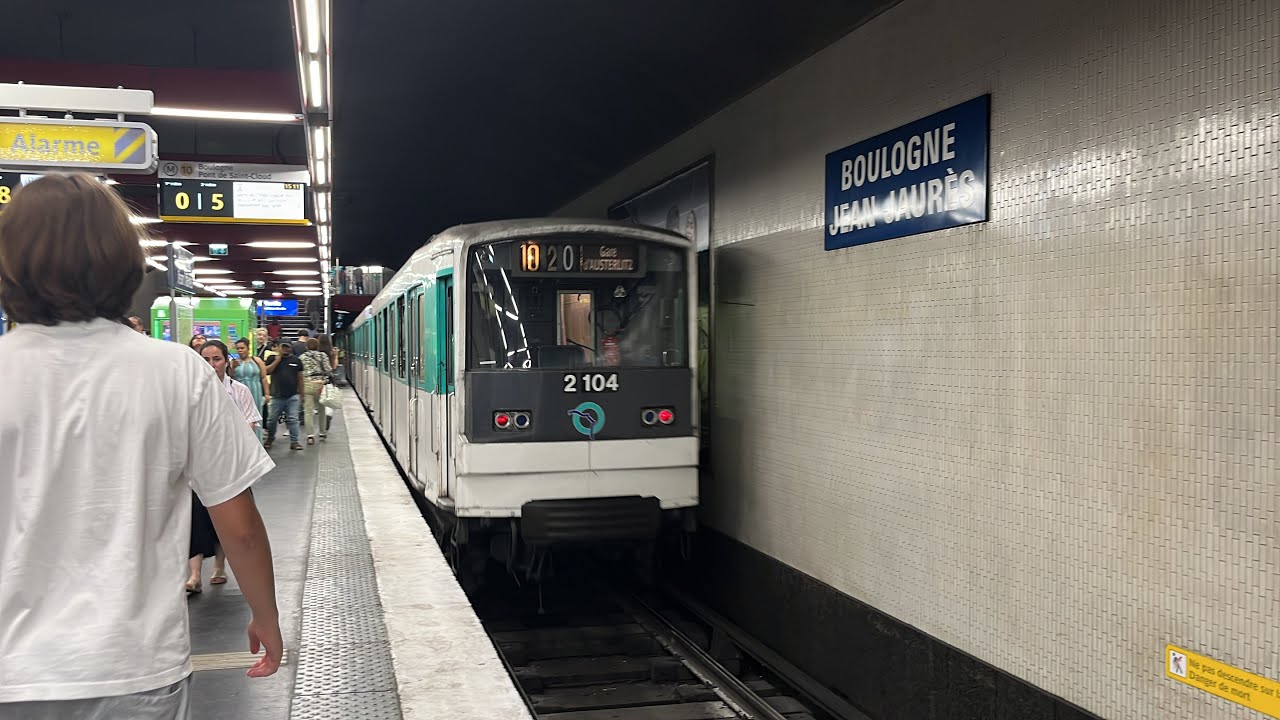 MF67 Motrice Bruyante Ligne 10 - Voyage entre Charles Michel et Boulogne - Jean Jaurès