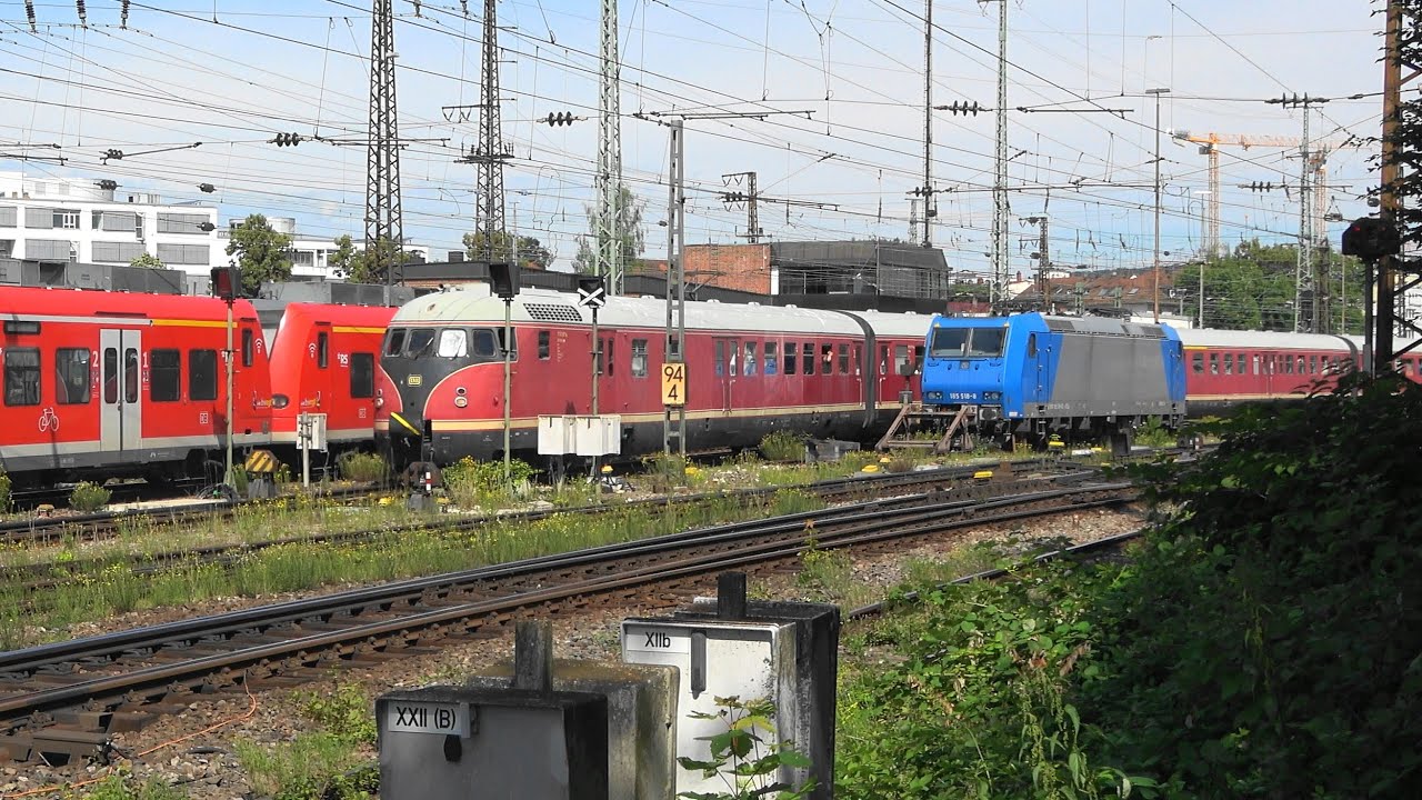 Viel los in Ulm: AKE Rheingold,🐎Stuttgarter Rössle, RheinCargo, BR628, ICE & mehr