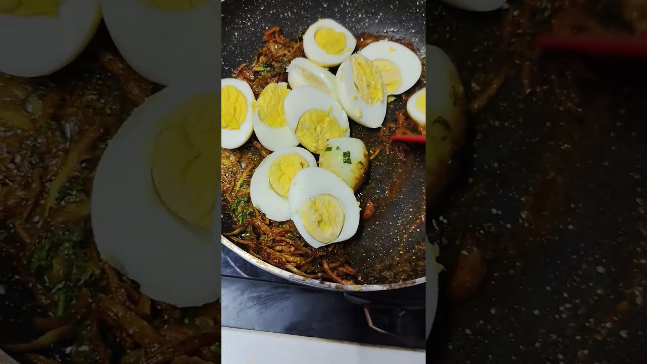 Egg fry with brown onion & spicy 🔥 masala 💫 Ramzan 17 sehri 💫 try the recipe enjoy with your family 