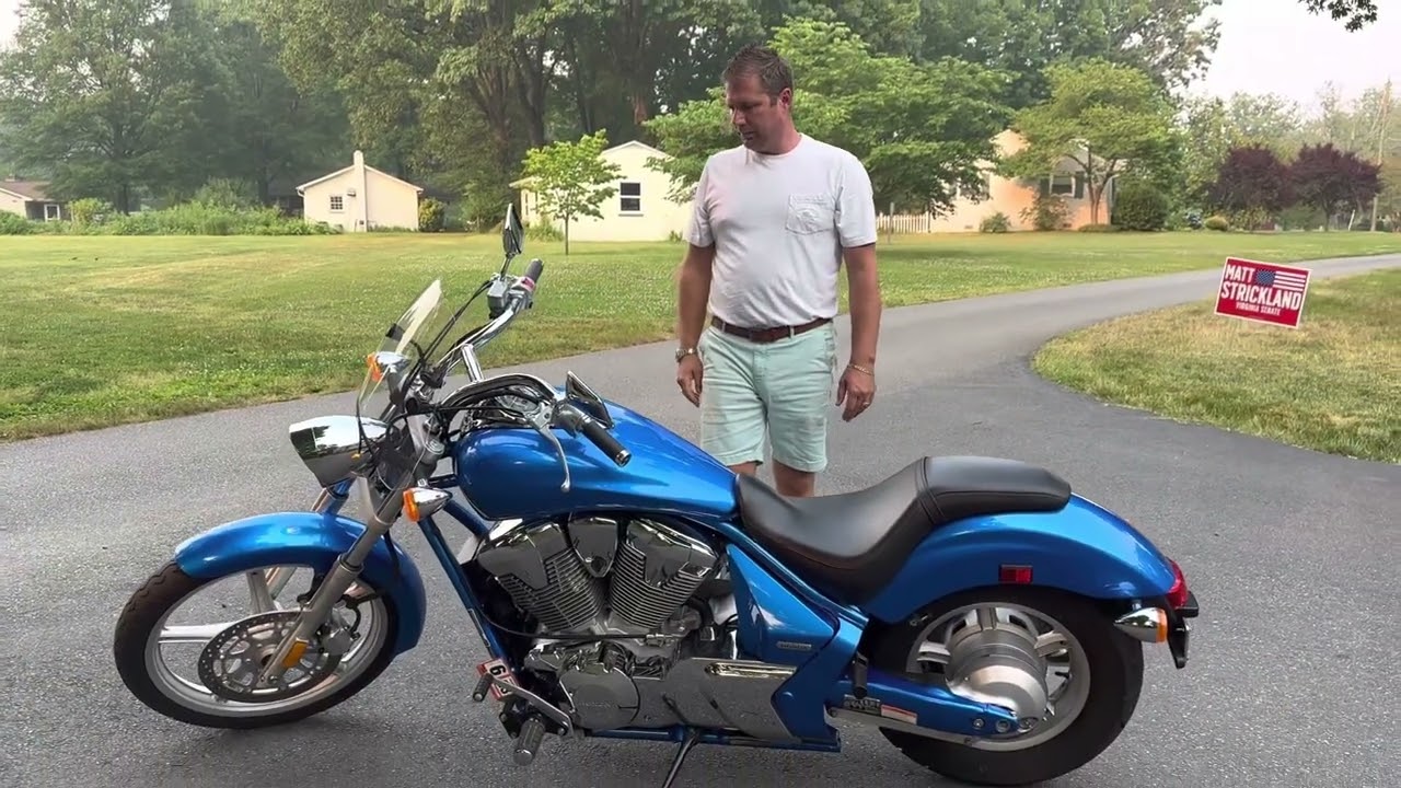 FOR SELL — 2011 Honda VTX1300 Sabre motorcycle with just 2,000 miles!!