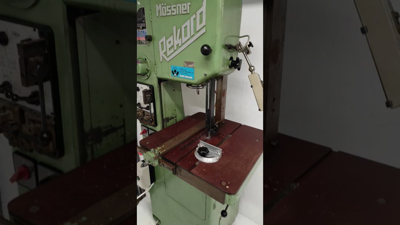 M&ouml;ssner rekord bandsaw - fantastic metal band saw made in Germany #bandsaw #machinist #rekord #short