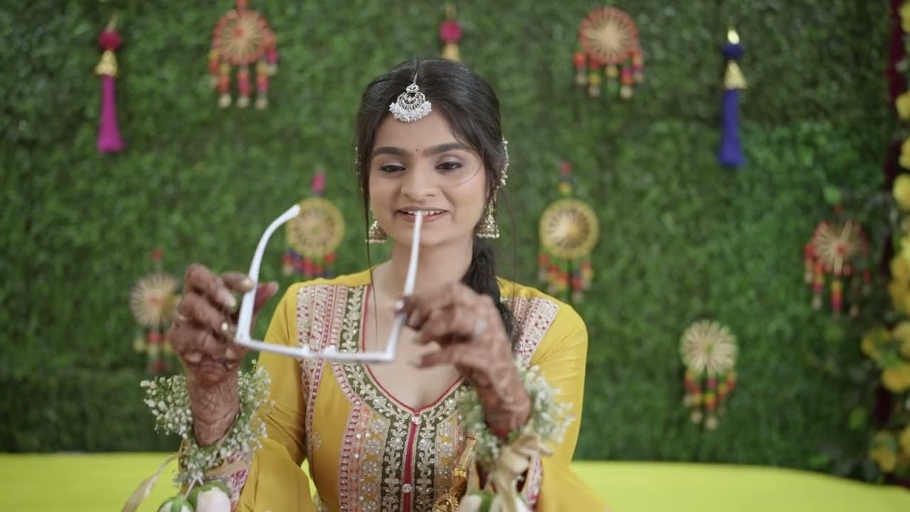 ANUSHKA'S MEHANDI