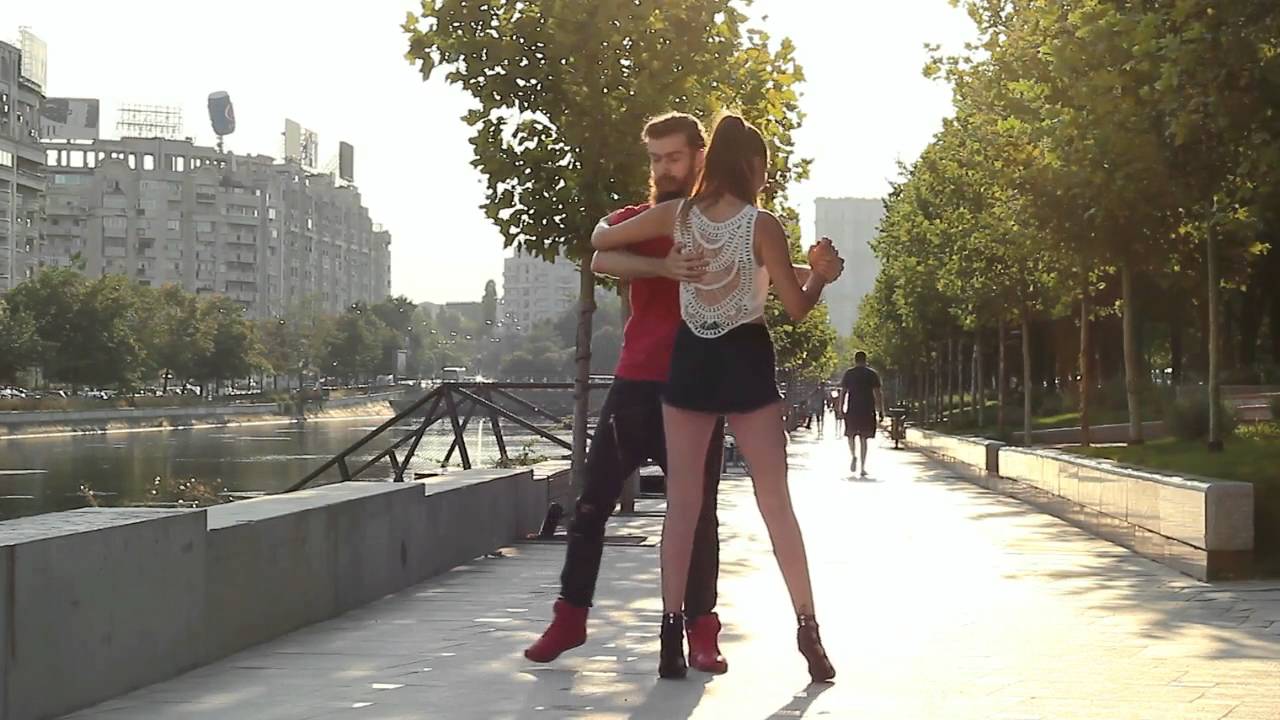 🎥🎥🎥💥Kizomba💥 🔥LaurK & Carmen🔥 {🇷🇴} 2016 DJ Faya ft. Melancia de Moz - Dedereca