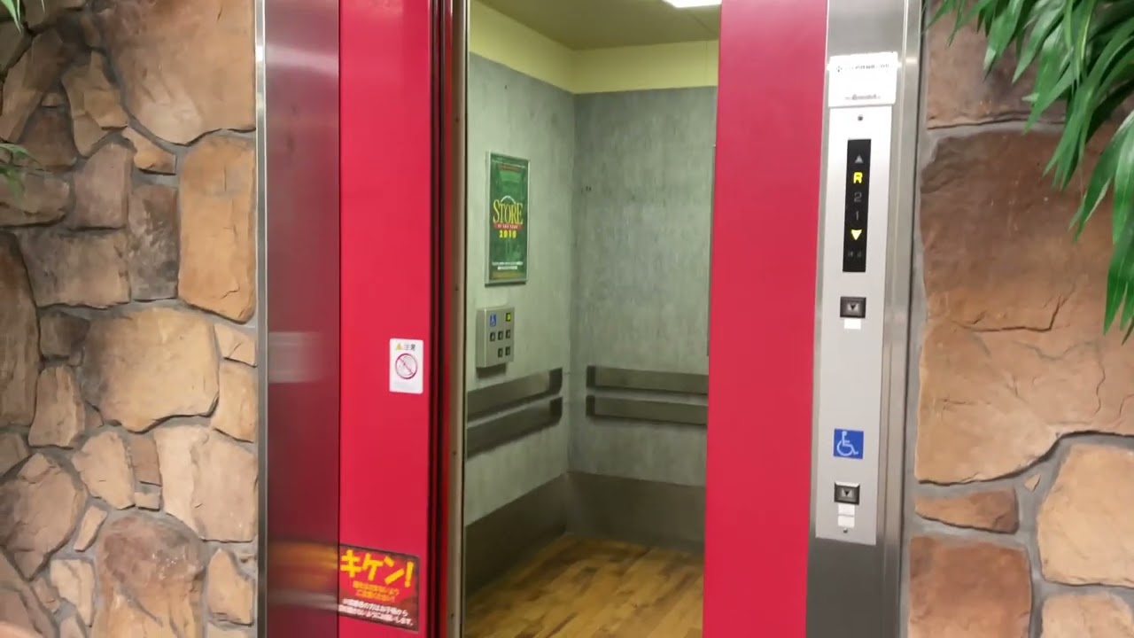 4K高画質　福岡市　ハンズマン大野城店のエレベーター
