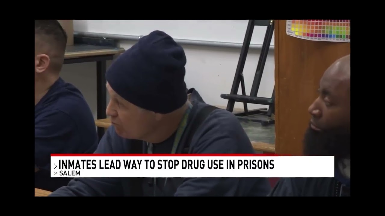 Pilot program trains inmates to help reduce substance use disorders in Oregon prisons