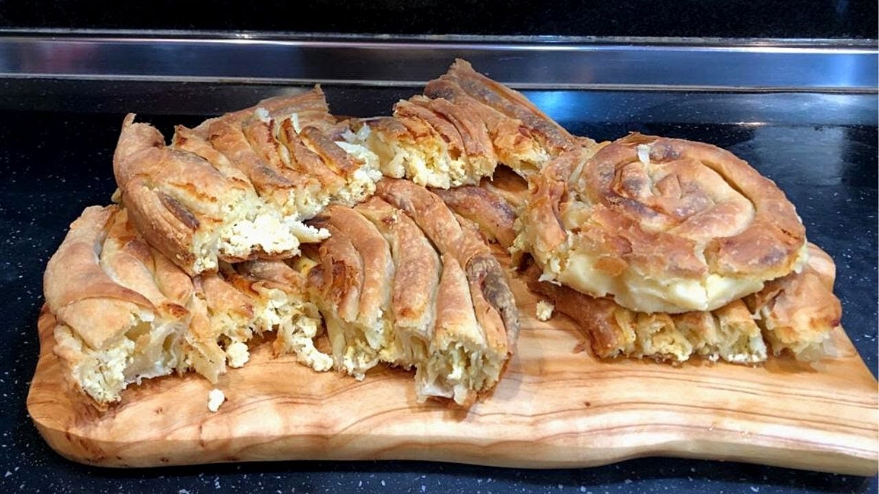 Pite Tradicionale me Djathë të Bardhë | Albanian Traditional Dish