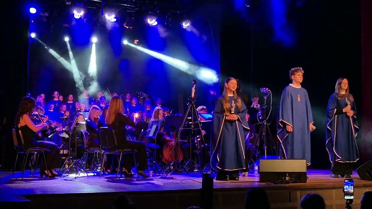 ZADYRYGOWANI KONCERT SW. JAWORZNO