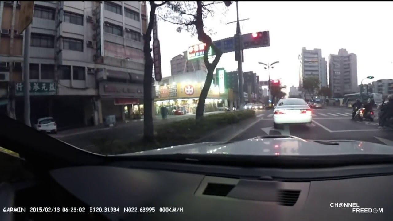 【メシウマ】調子に乗ったBMWが大事故www【ドラレコ】