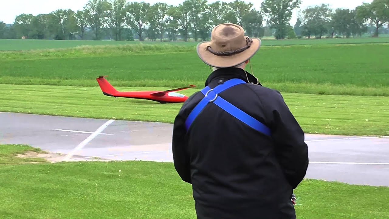 SZD37 Cobra-17 1:2,9  Erstflug im Mai 2014