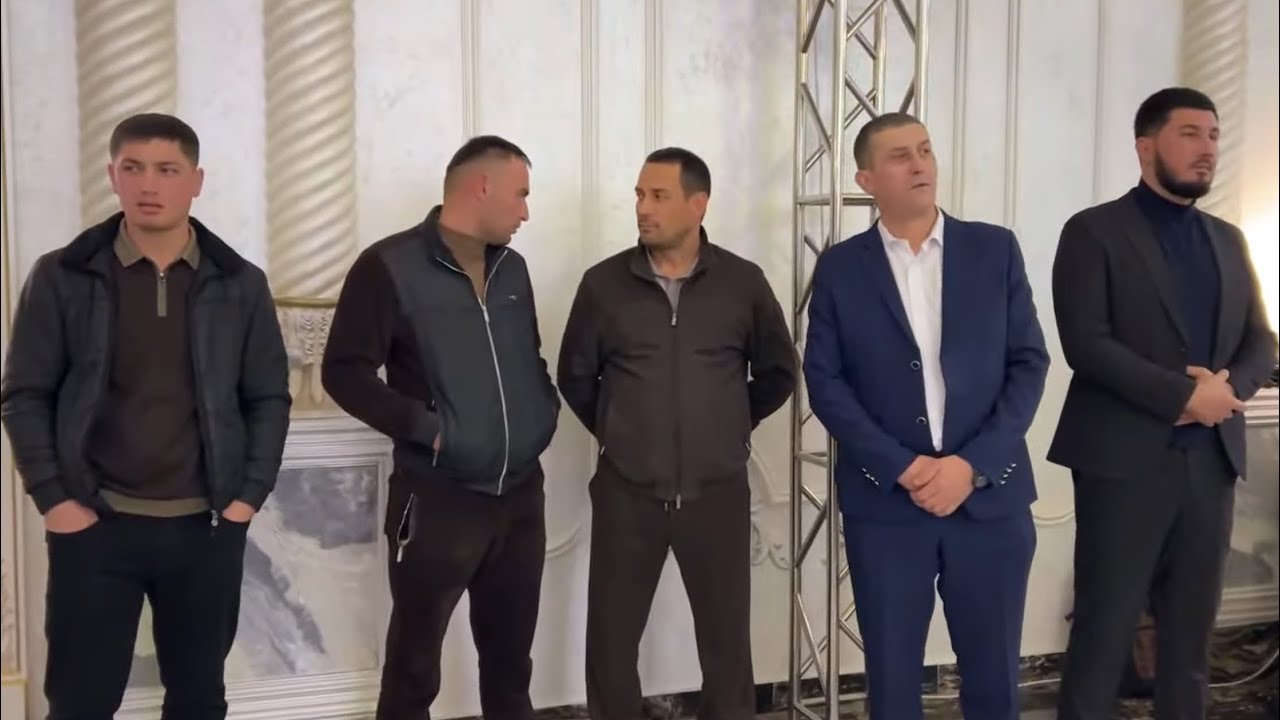 XONQA QOMUNIZM: SAPOROVLAR SULOLASIDA KATTA TOʻY