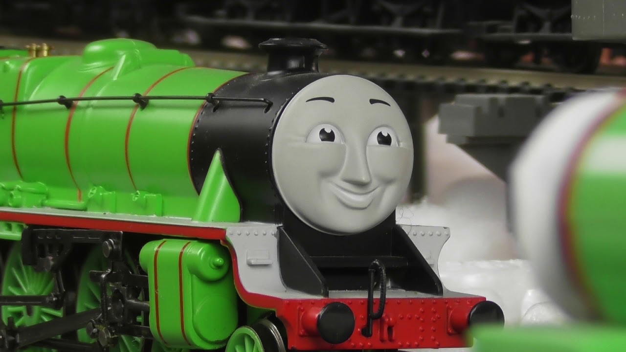 HORNBY/BACHMANN A Scarf For Percy